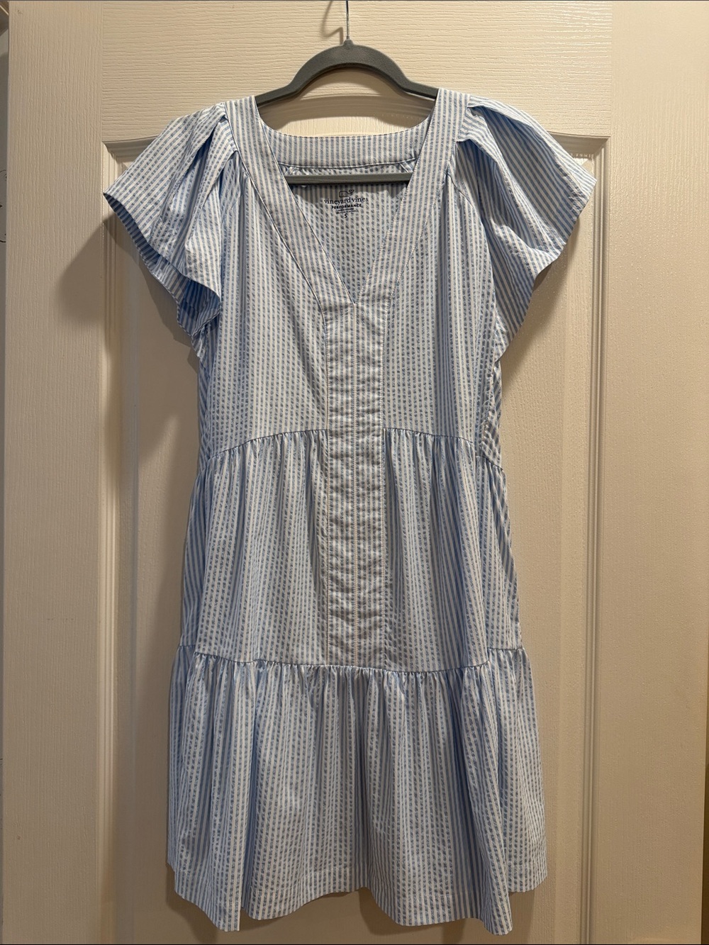 Vineyard Vines - Women's Tiered Ruffle Sleeve Dress